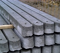  - Betonov sloupek 220cm